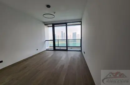 Apartment - 2 Bedrooms - 3 Bathrooms for rent in La Plage Tower - Al Mamzar - Sharjah - Sharjah