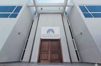 Villa - 5 Bedrooms - 7 Bathrooms for rent in Khalifa City A - Khalifa City - Abu Dhabi