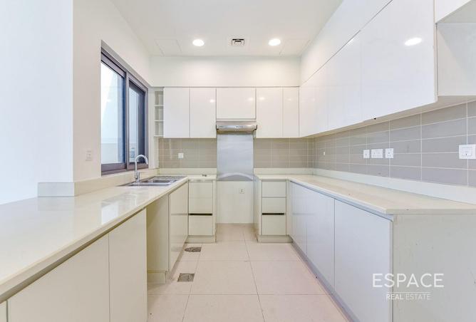 77391025 - Property Image 2