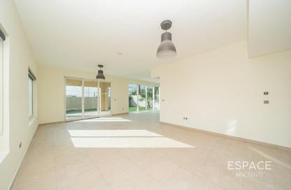 Villa - 4 Bedrooms - 5 Bathrooms for rent in Legacy Nova Villas - Jumeirah Park - Dubai
