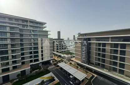 Apartment - 2 Bedrooms - 2 Bathrooms for rent in Seagate Building 1 - Seagate - Mina Rashid - Dubai