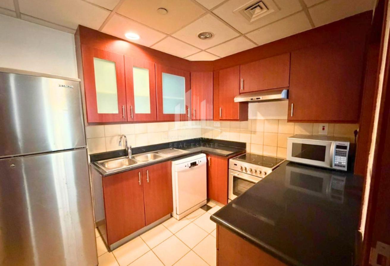 Fully furnished | Marina View | Vacant photo 4