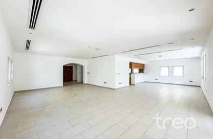 Villa - 3 Bedrooms - 4 Bathrooms for sale in Heritage Large - Heritage - Jumeirah Park - Dubai