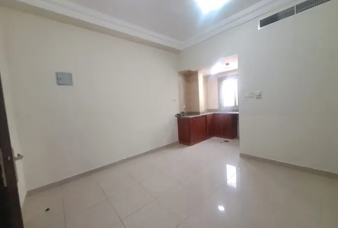 163700148 - Property Image 3