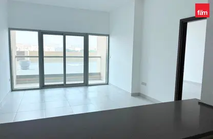 شقة - غرفة نوم - 2 حمامات للايجار في مبنى ربدان - موتور سيتي - دبي