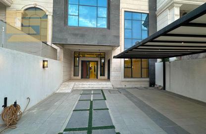 Townhouse - 5 Bedrooms - 7 Bathrooms for rent in Al Yasmeen 1 - Al Yasmeen - Ajman