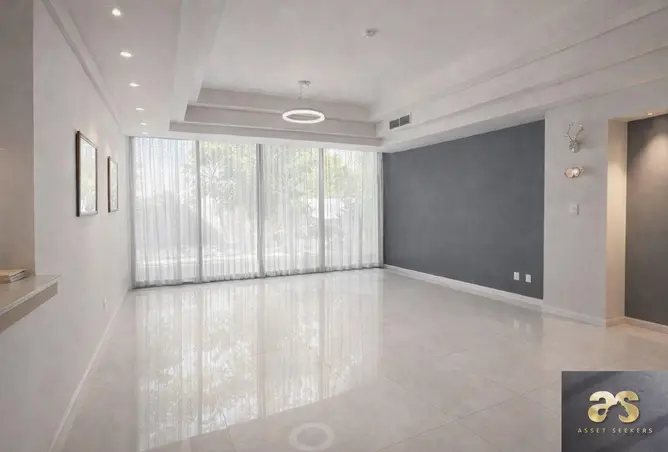 91799010 - Property Image 3