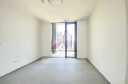 شقة - غرفة نوم - 2 حمامات للايجار في طراز 3 - الجادة - الشارقة