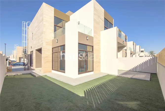146423611 - Property Image 2