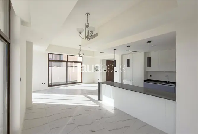 146423611 - Property Image 3