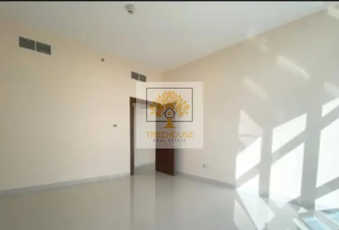 152827335 - Property Image 3
