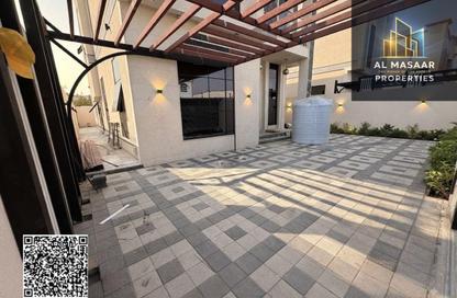 Villa - 5 Bedrooms - 7 Bathrooms for sale in Al Mowaihat 3 - Al Mowaihat - Ajman