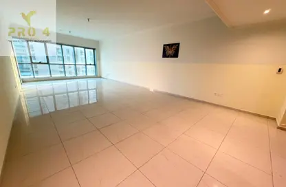 Apartment - 3 Bedrooms - 5 Bathrooms for rent in Corniche Road - Abu Dhabi