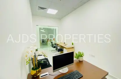 Office Space - 1 Bedroom - 1 Bathroom for rent in Red Avenue - Al Garhoud - Dubai