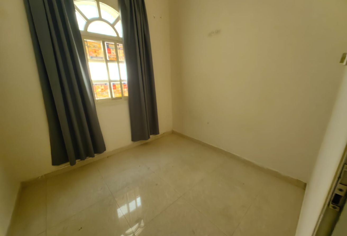 SPACIOUS VILLA |3BHK+MAIDSROOM |BIG COMPOUND|RAK