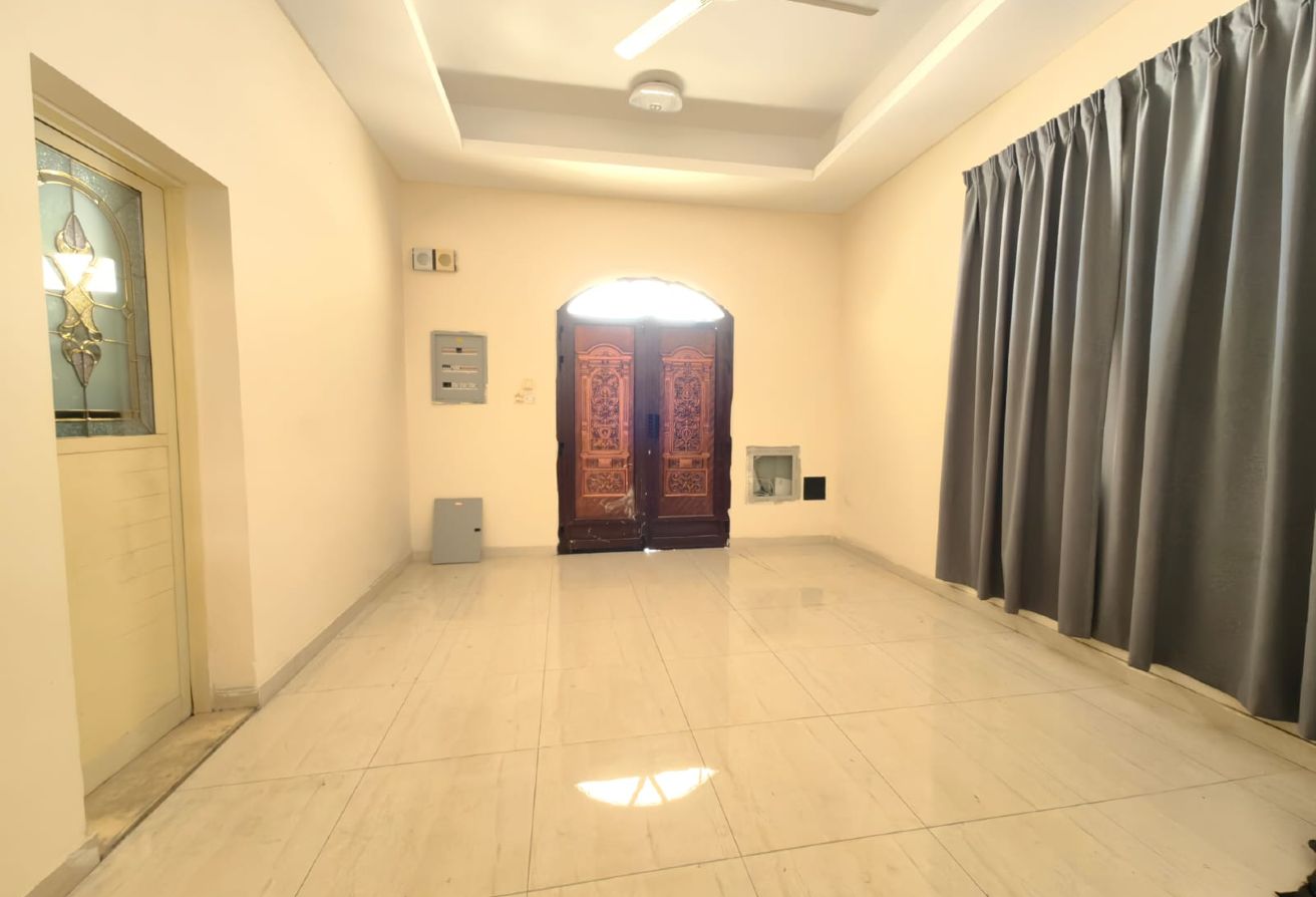 SPACIOUS VILLA |3BHK+MAIDSROOM |BIG COMPOUND|RAK