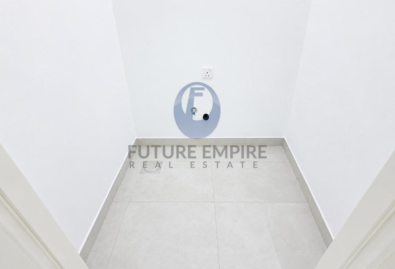 Luxury 1 BHK | Premium Living | Prime Location photo 8