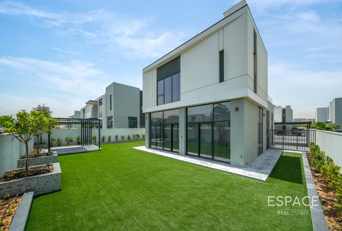 141908308 - Property Main Image