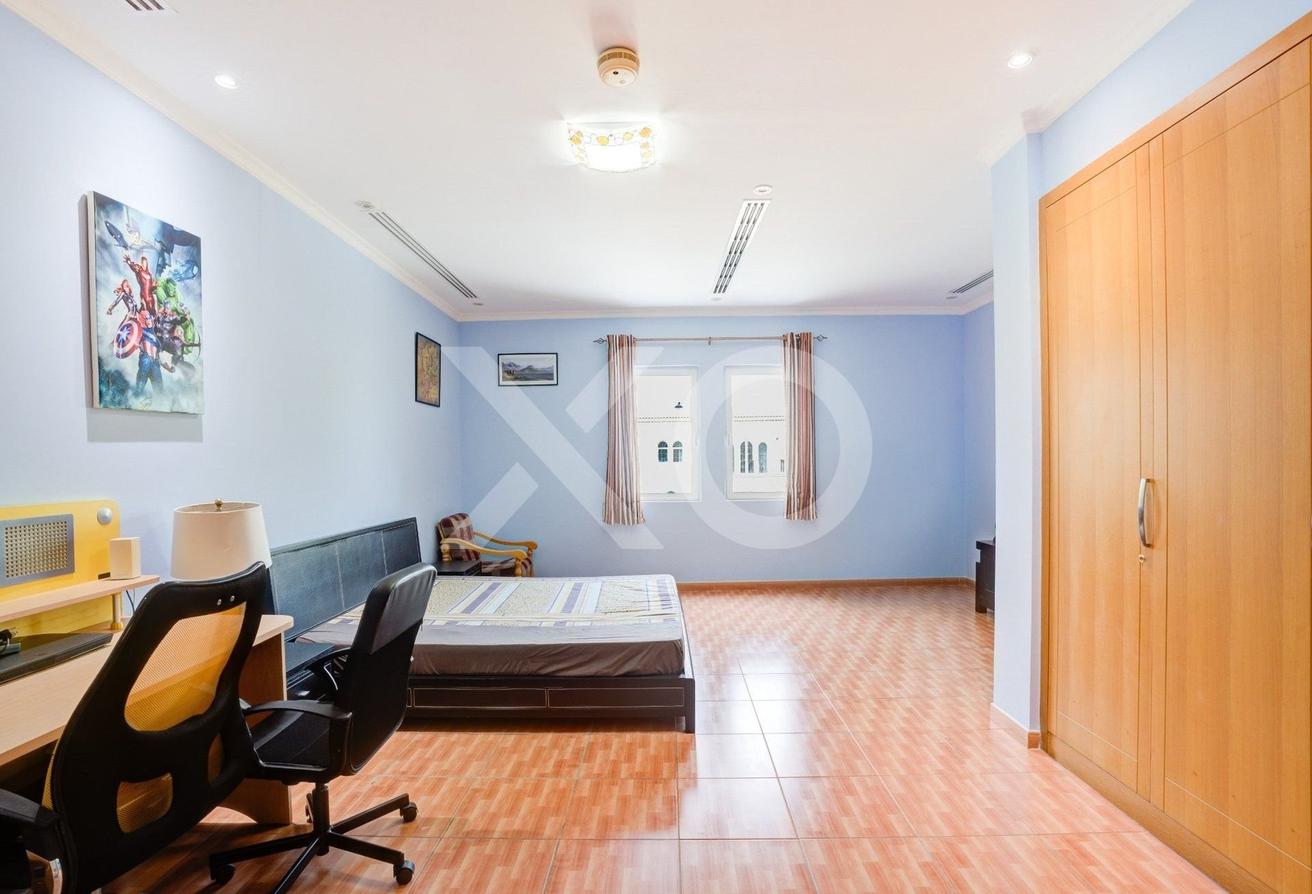 Great Condition | Extended BUA | AMC Included photo 16