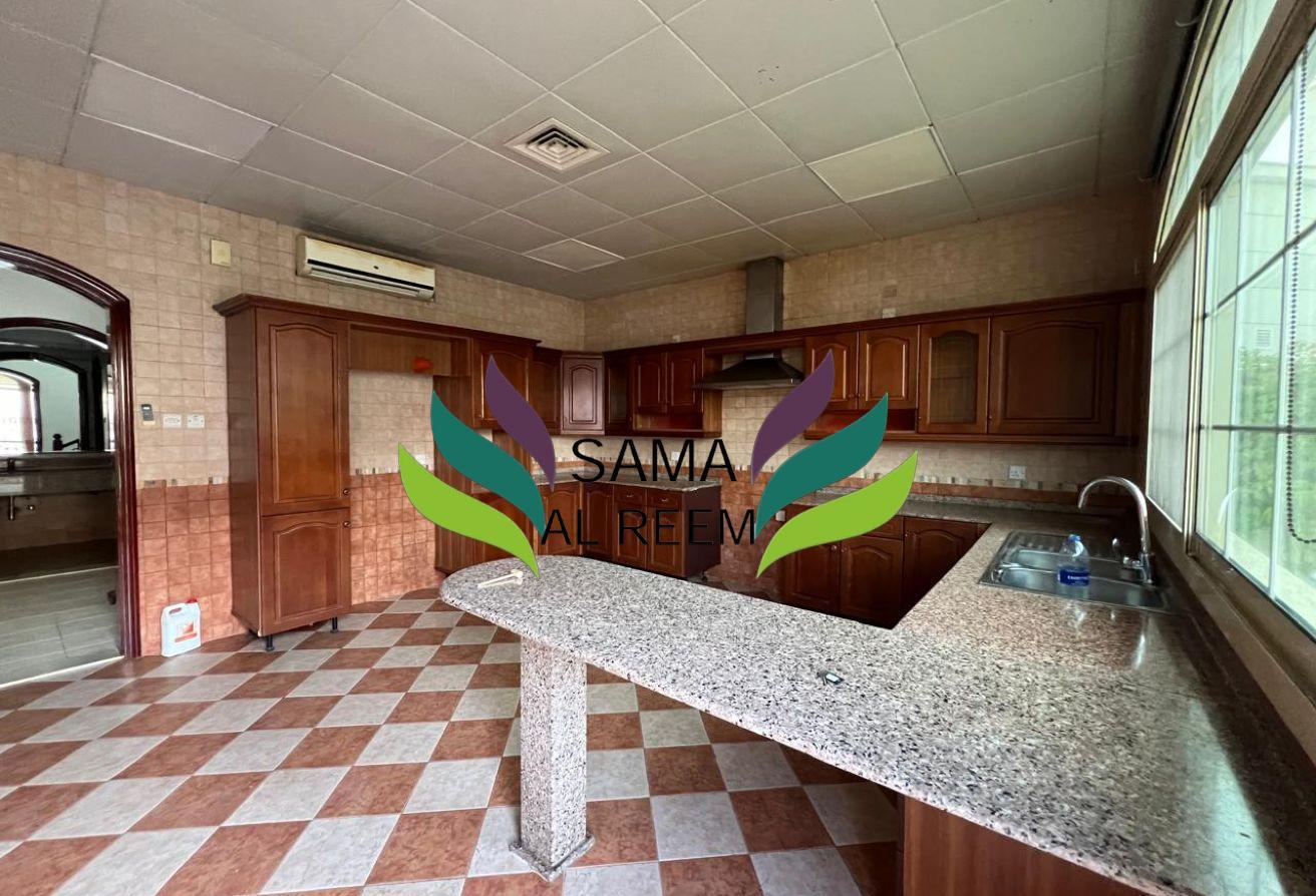 4 Bed Villa in Umm Suqeim3 | Private Garden | Pool photo 10