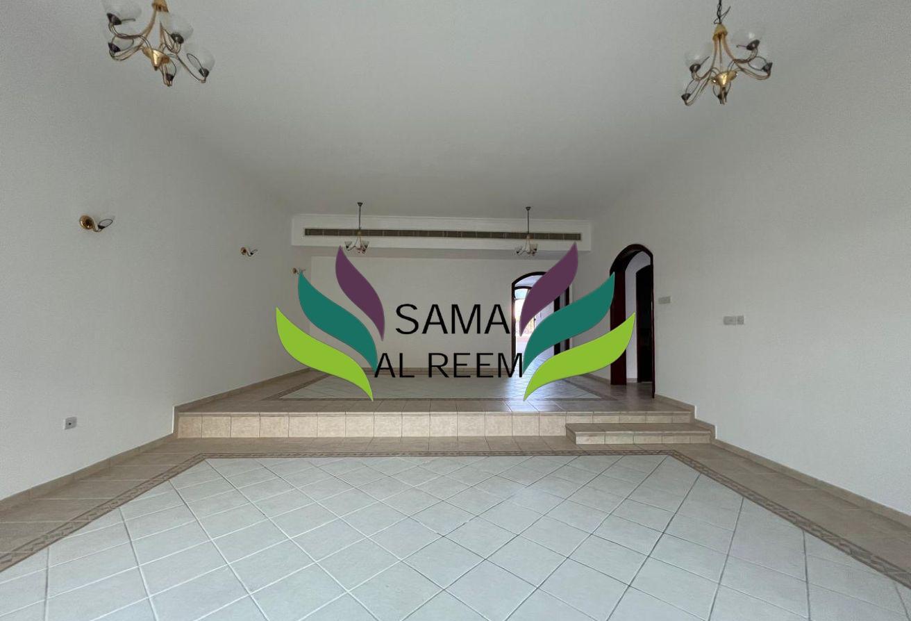 4 Bed Villa in Umm Suqeim3 | Private Garden | Pool photo 12