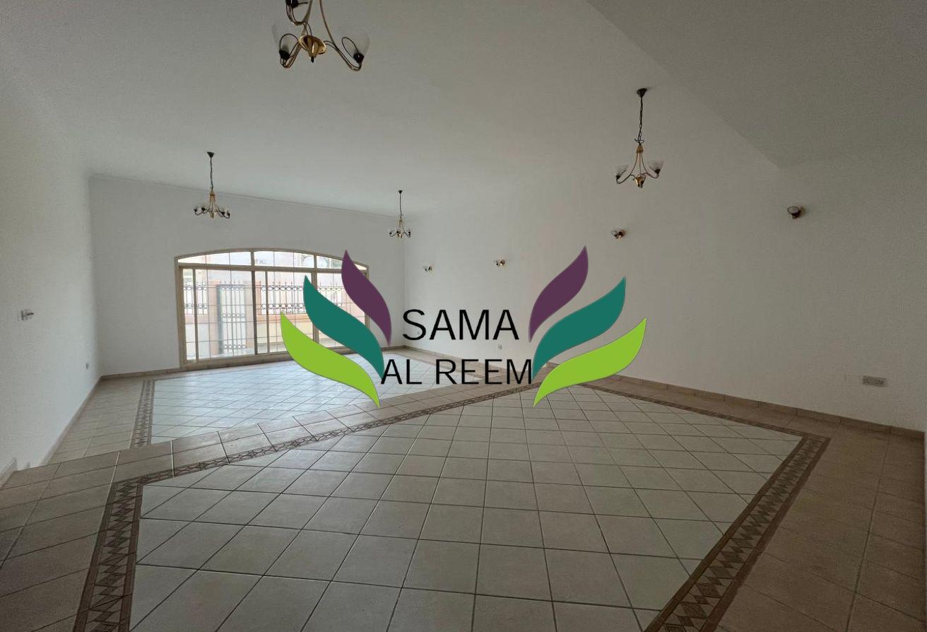 4 Bed Villa in Umm Suqeim3 | Private Garden | Pool photo 7