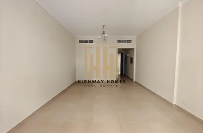 شقة - 2 غرف نوم - 3 حمامات للايجار في بناية مويليح 3 - مويلح - الشارقة شقة - 2 غرف نوم - 3 حمامات للايجار في بناية مويليح 3 - مويلح - الشارقة