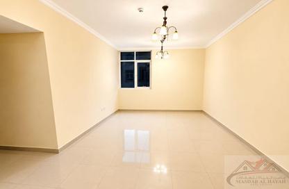 Apartment - 2 - 3 for rent in Muwaileh 29 Building - Muwaileh - Sharjah