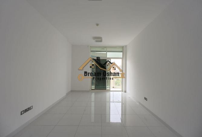 120653808 - Property Image 2
