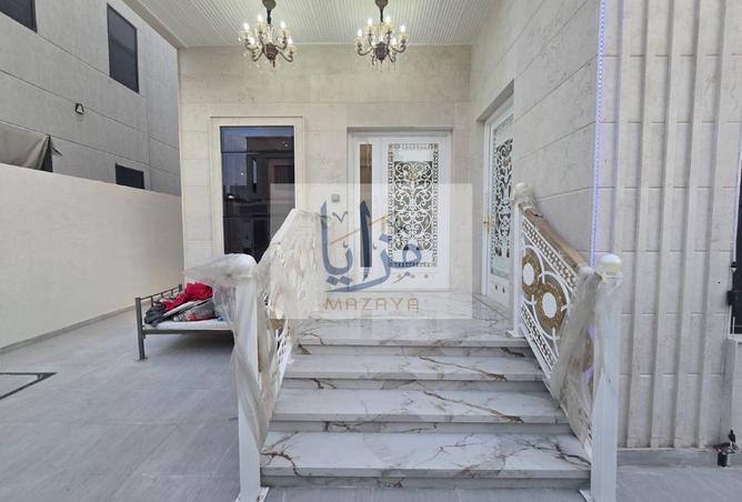 93154237 - Property Image 3