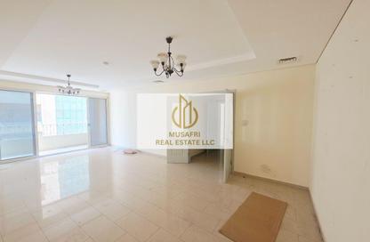 Apartment - 2 Bedrooms - 3 Bathrooms for rent in Al Hafeet Tower 7 - Al Nahda - Sharjah