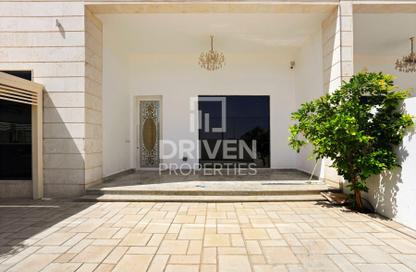 Villa - 5 Bedrooms - 6 Bathrooms for rent in Nad Al Sheba Gardens 1 - Nad Al Sheba Gardens - Nad Al Sheba - Dubai