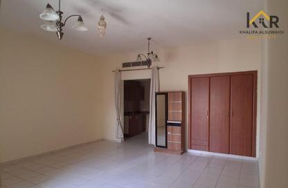 Apartment - Studio - 1 Bathroom for rent in Building P22 - France Cluster - International City - Dubai
