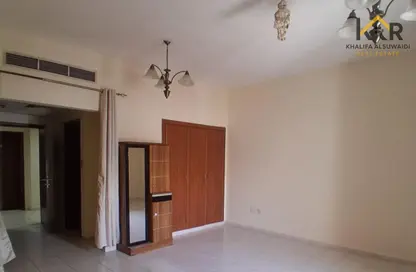 Apartment - 1 Bathroom for rent in Building P22 - France Cluster - International City - Dubai
