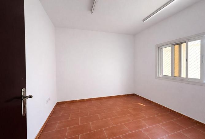 60930832 - Property Image 2