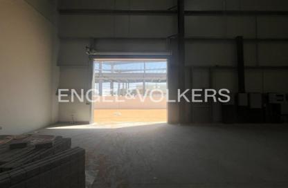 Warehouse - Studio - 1 Bathroom for rent in Building 12 - Dubai Investment Park 2 (DIP 2) - Dubai Investment Park (DIP) - Dubai