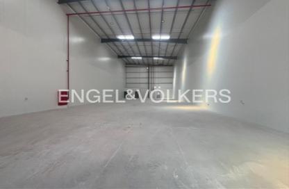 Warehouse - Studio - 1 Bathroom for rent in Building 12 - Dubai Investment Park 2 (DIP 2) - Dubai Investment Park (DIP) - Dubai