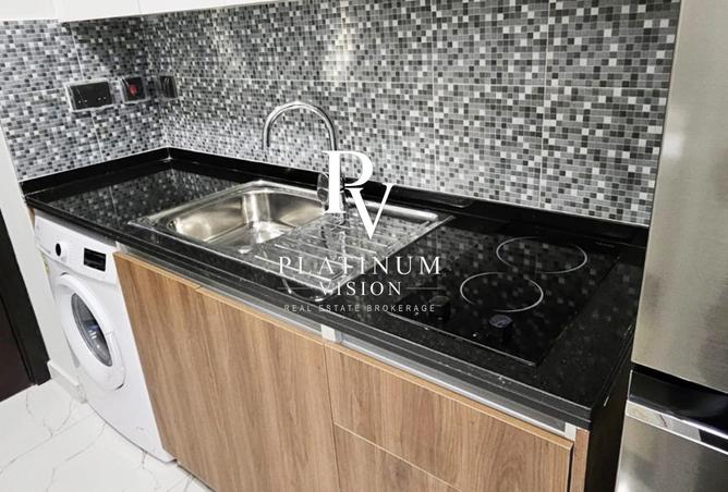 FULLY FURNISHED · Vacant · Pool View — photo 4