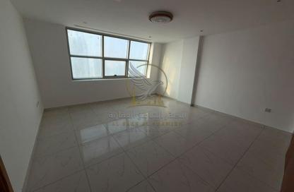 Apartment - 3 - 4 for rent in Al Majaz Tower - Al Majaz 3 - Al Majaz - Sharjah
