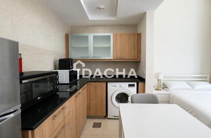 Apartment - Studio - 1 Bathroom for rent in Zumurud Tower - Dubai Marina - Dubai