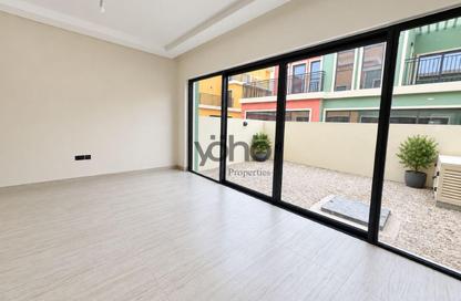 Townhouse - 4 - 4 for rent in Portofino - Damac Lagoons - Dubai