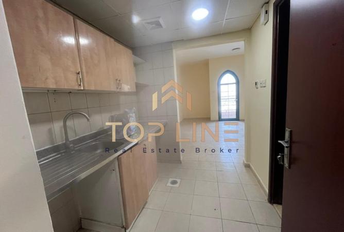 Efficient Studio Apartment with Balcony in Dubai