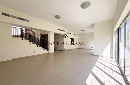 Villa - 4 - 5 for rent in Nad Al Sheba Villas - Nad Al Sheba 3 - Nad Al Sheba - Dubai