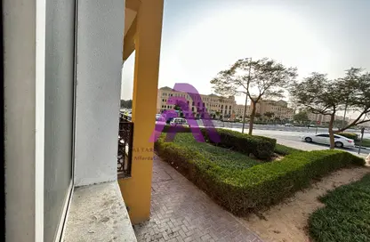 Apartment - 1 Bathroom for rent in Building IC1-EMR-25 - Emirates Cluster - International City - Dubai