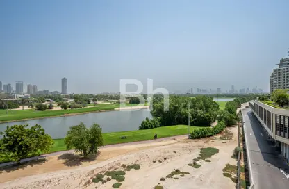 Apartment - 3 Bedrooms - 4 Bathrooms for sale in Vida Residence 1 - Vida Residence - The Hills - Dubai