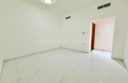Apartment - 2 - 2 for rent in New Al Taawun Road - Al Taawun - Sharjah