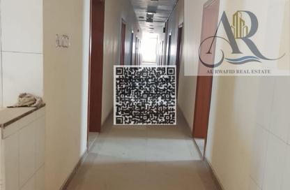 سكن عمال - استوديو - 7+ للايجار في الجرف الصناعية 1 - الجرف الصناعية - عجمان