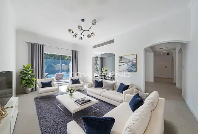 70282117 - Property Image 2