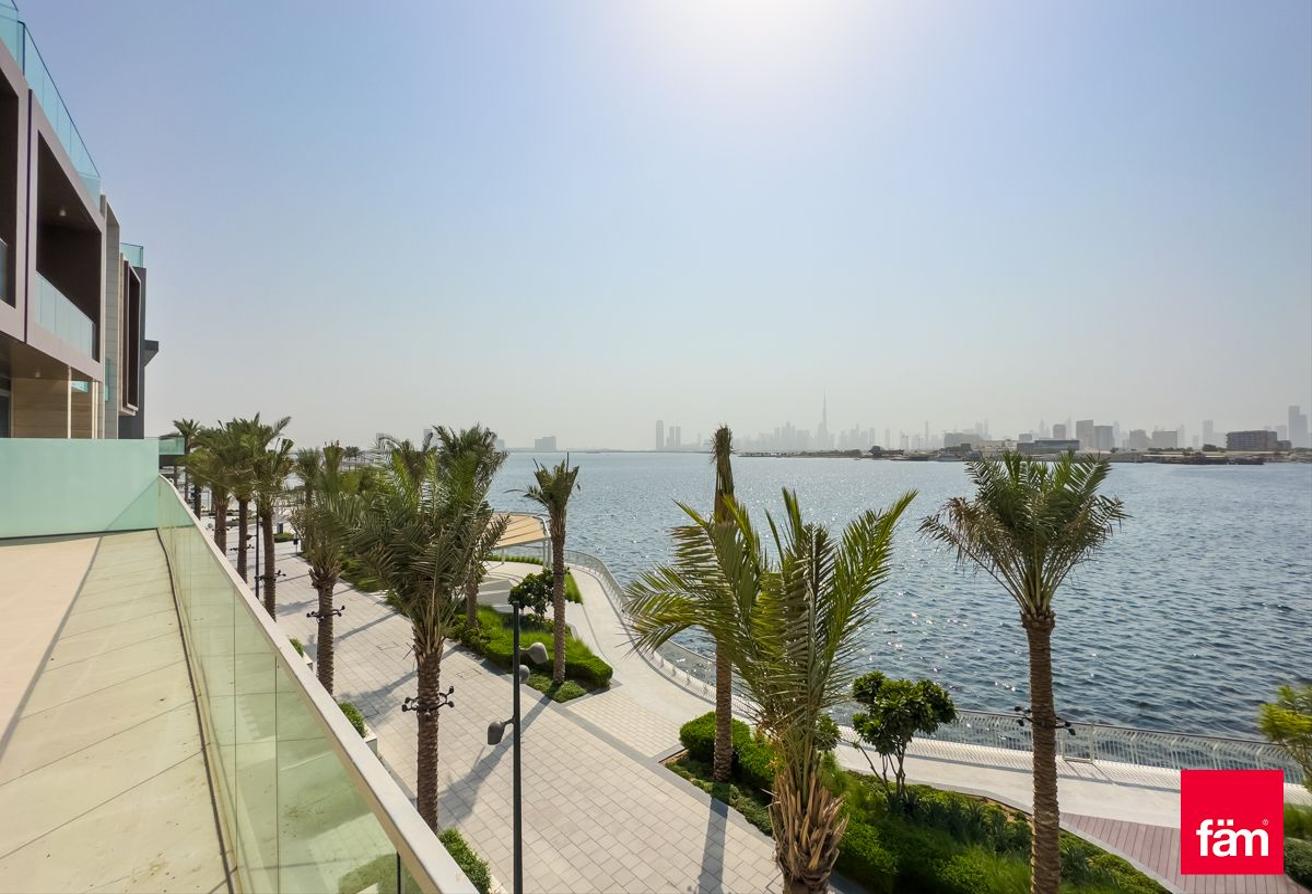 Largest Layout | 3br | Waterfront | Spacious photo 7