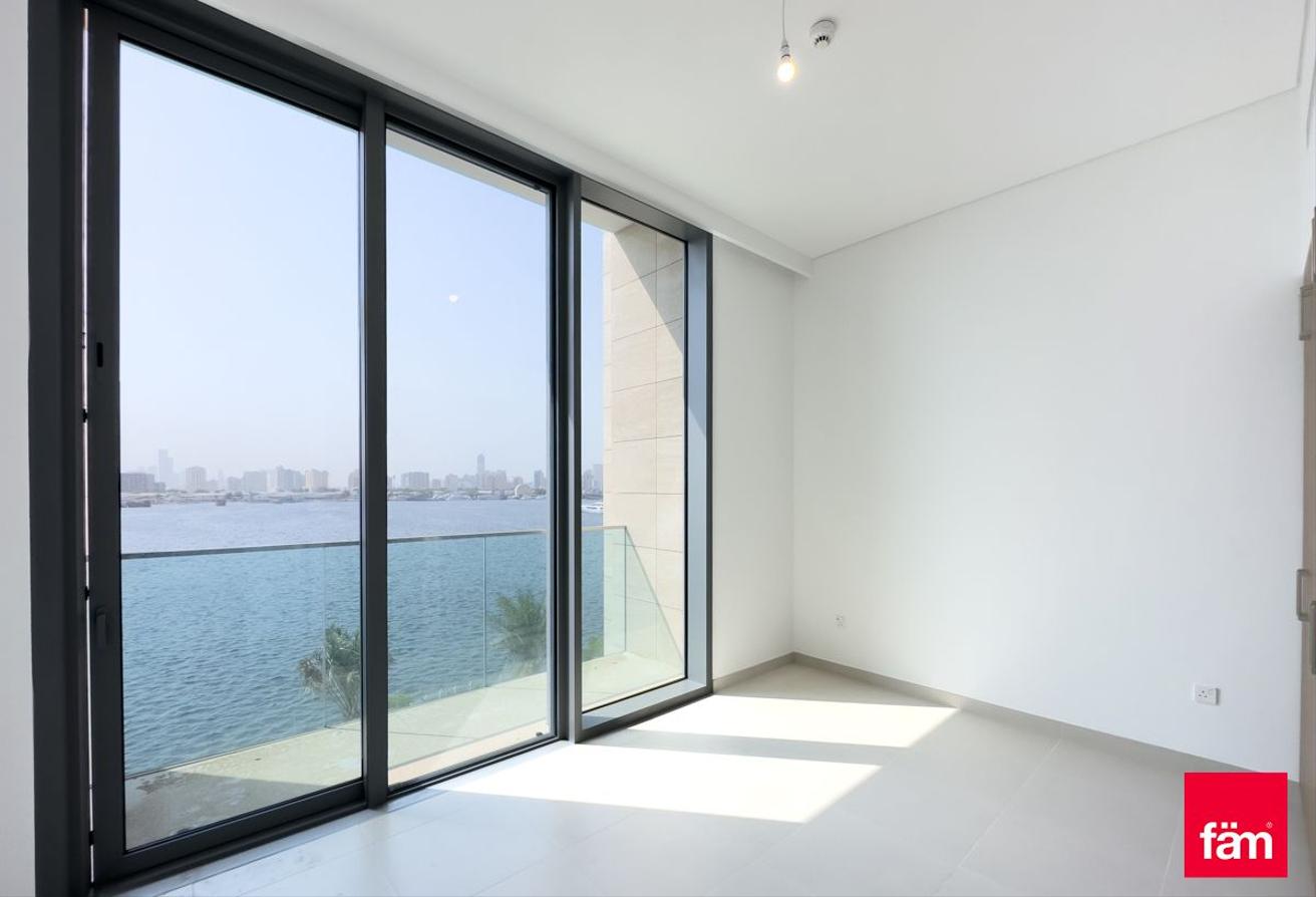 Largest Layout | 3br | Waterfront | Spacious photo 20